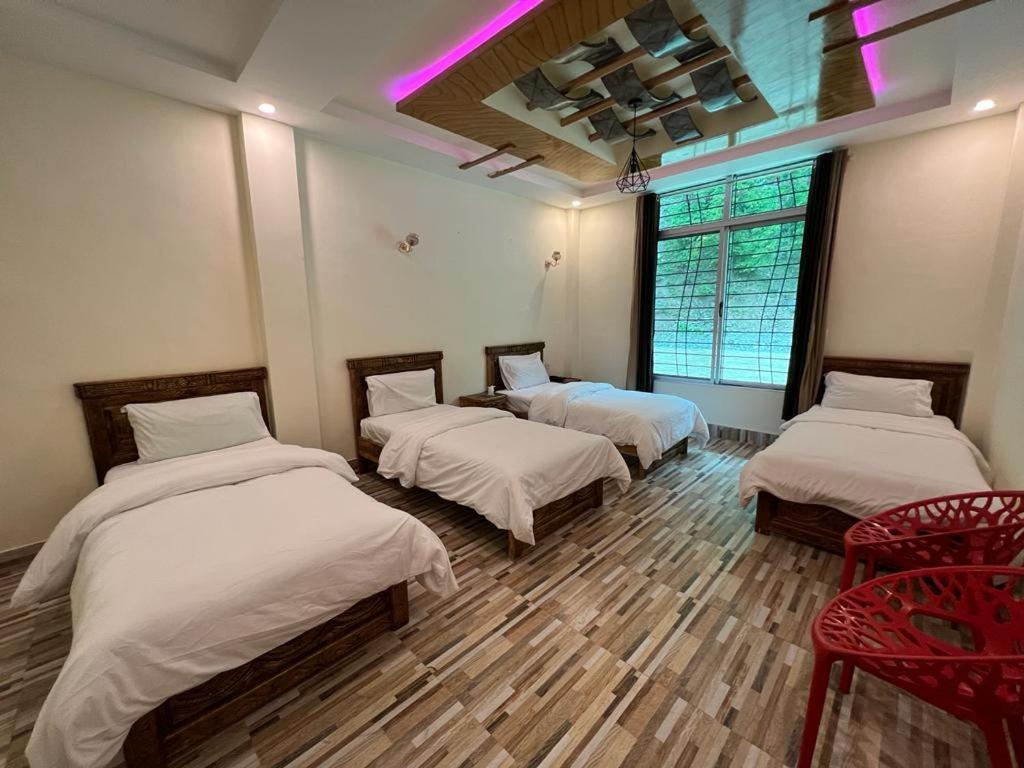 Hotel Birmingham Palace Kalam By Khan Familia Kültér fotó